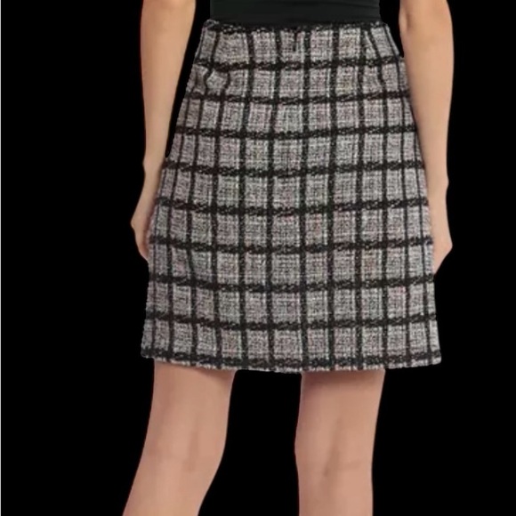 Bagatelle Collection Button Front Black and Confetti Tweed Mini Skirt Sz. M - Picture 2 of 16